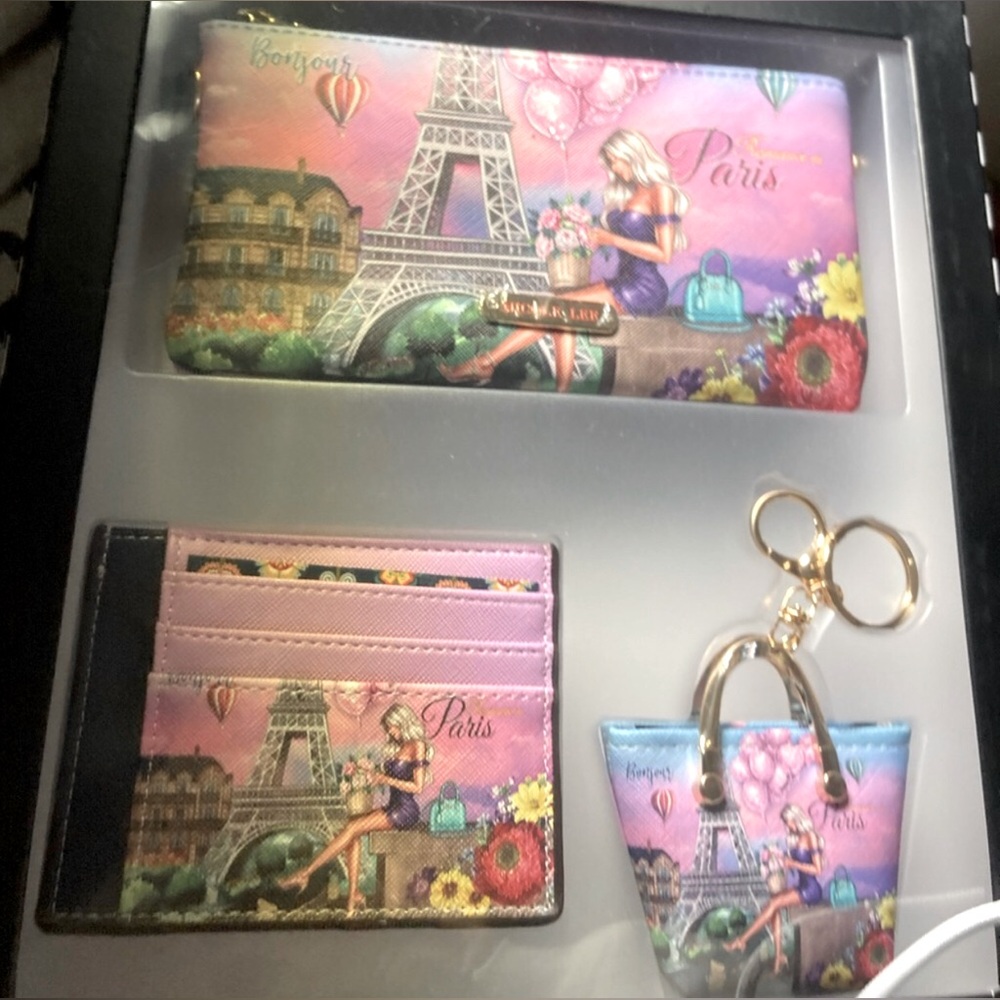 Nicole of Paris Wallet ONLY, Unique & Pretty Design, NWOB.